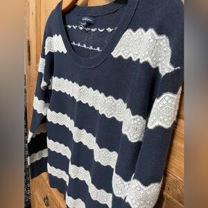 American Eagle sweater size S